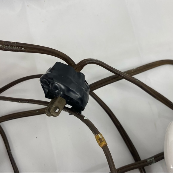 Vintage George & Martha Washington Lamps - Picture 6 of 13